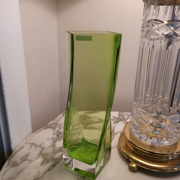 Krosno Poland 12" Green Curved Vase - Picture 5 of 10